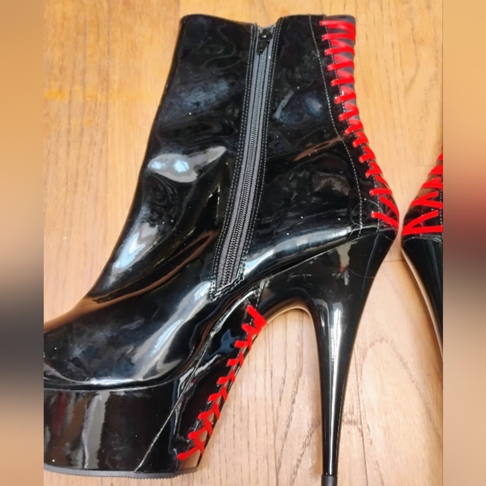 Pleaser Glossy Black Heeled Boots - Picture 4 of 9